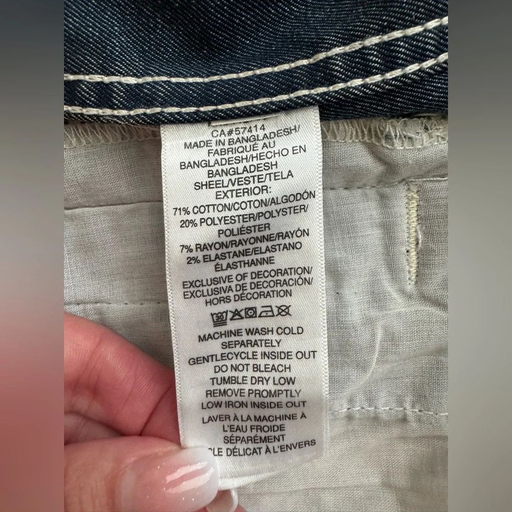 NWT True Religion Allover Logo Relaxed Trucker Jacket - Picture 12 of 16